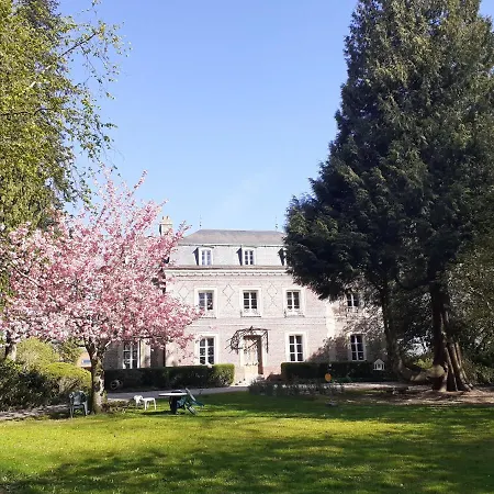 Les Du Château De Maltot Hébergement de vacances Saint-Ouen-du-Breuil